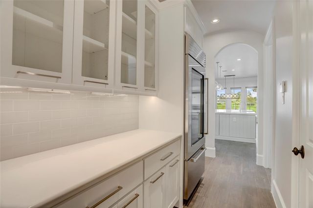 2215 Pleasant Hill Drive, Friendswood, TX 77546