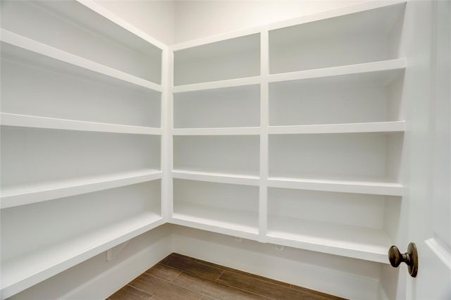 2215 Pleasant Hill Drive, Friendswood, TX 77546