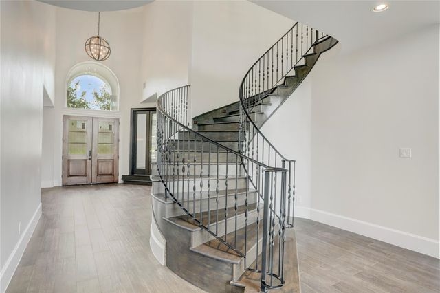 2215 Pleasant Hill Drive, Friendswood, TX 77546