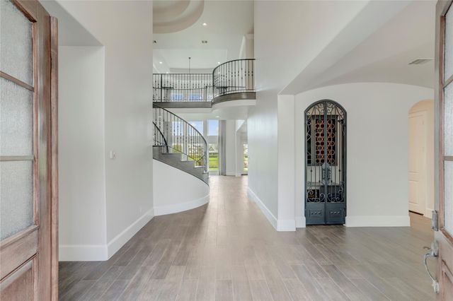 2215 Pleasant Hill Drive, Friendswood, TX 77546