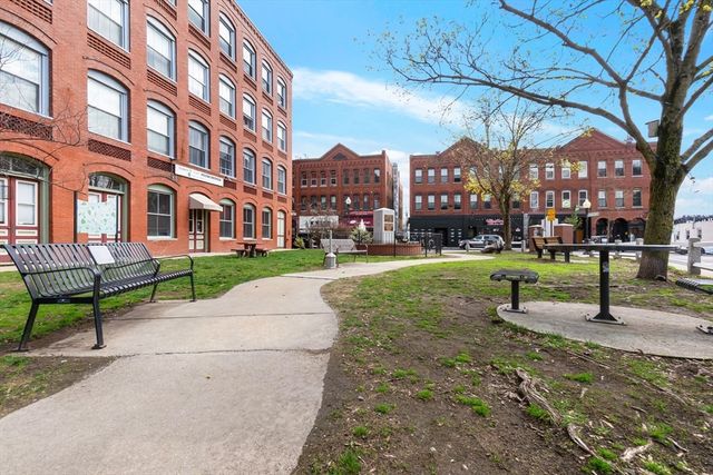 80 Wingate St 2D, Haverhill, MA 01832