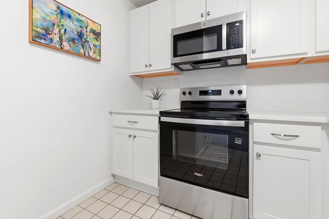 80 Wingate St 2D, Haverhill, MA 01832