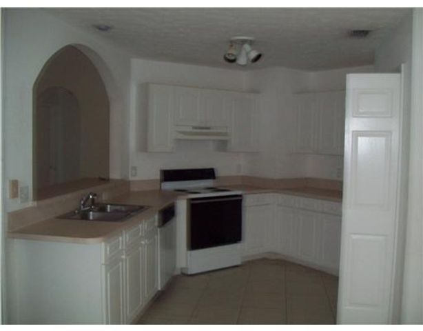 3014 SW Segovia Street, Port St. Lucie, Port St Lucie, FL 34953