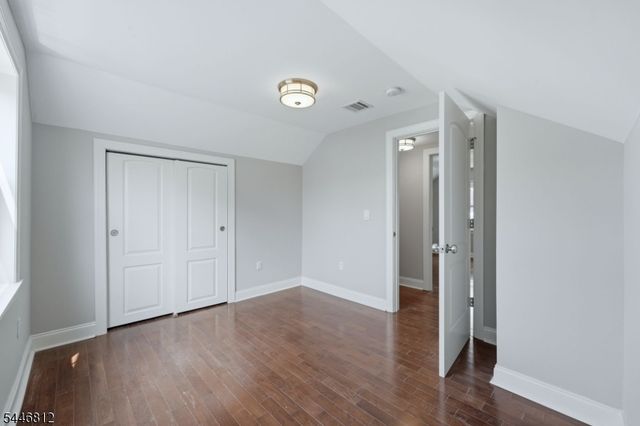 526 S Clinton St, East Orange City, NJ 07018