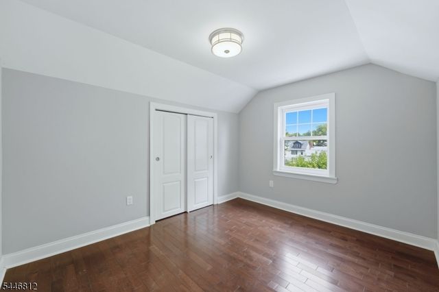 526 S Clinton St, East Orange City, NJ 07018