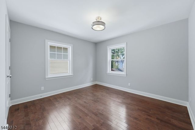 526 S Clinton St, East Orange City, NJ 07018