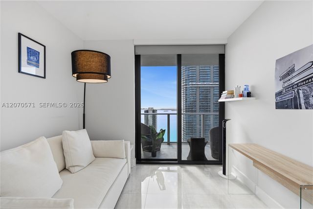 1010 Brickell Ave 3903, Miami, FL 33131