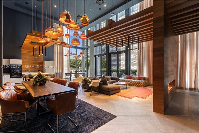 1010 Brickell Ave 3903, Miami, FL 33131