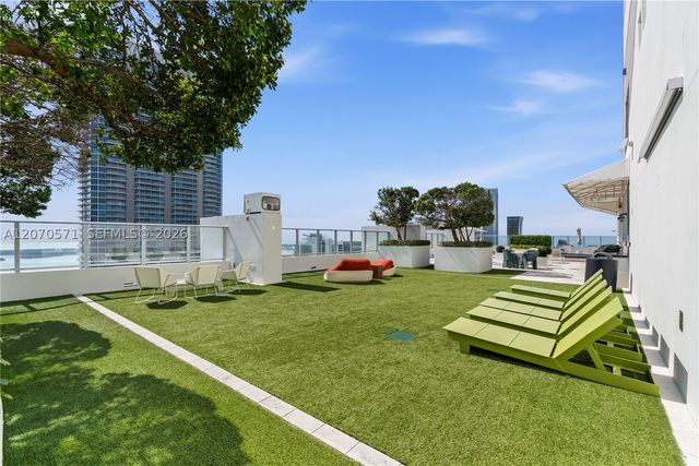 1010 Brickell Ave 3903, Miami, FL 33131