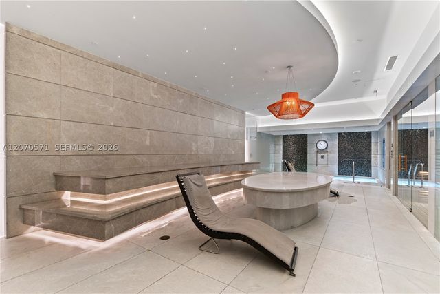 1010 Brickell Ave 3903, Miami, FL 33131