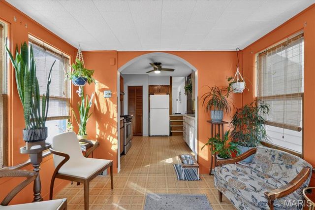 4404 Osceola Street, St Louis, MO 63116