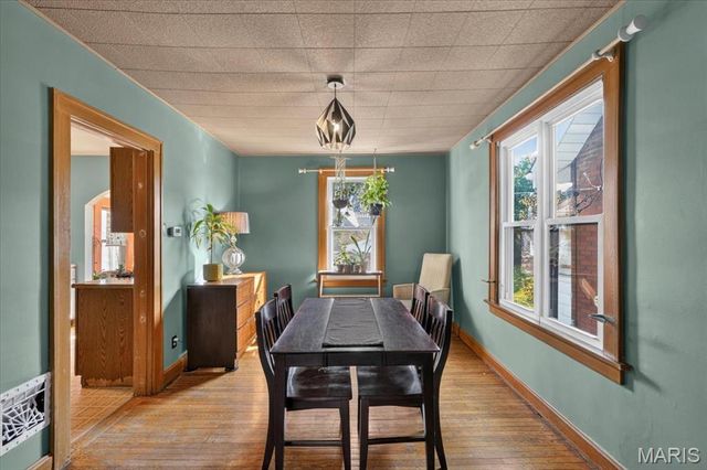 4404 Osceola Street, St Louis, MO 63116