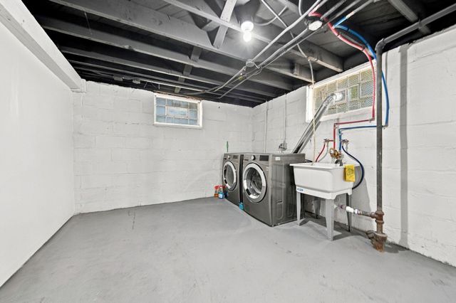 3432 34th Avenue S, Minneapolis, MN 55406
