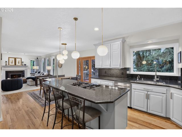 21370 HORTON Ct, West Linn, OR 97068