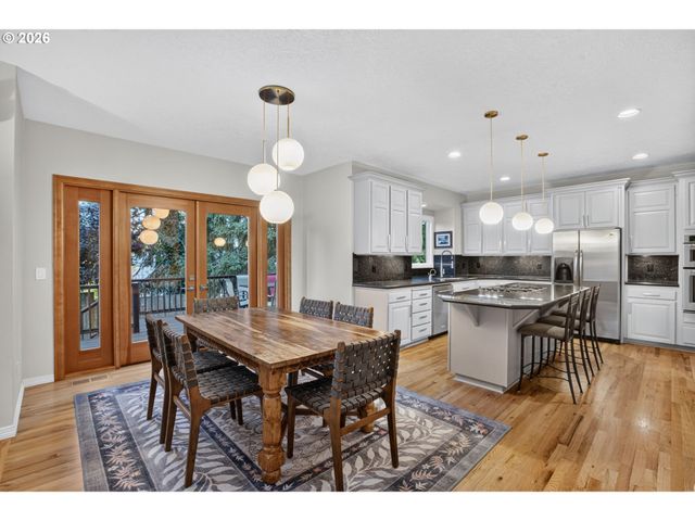 21370 HORTON Ct, West Linn, OR 97068