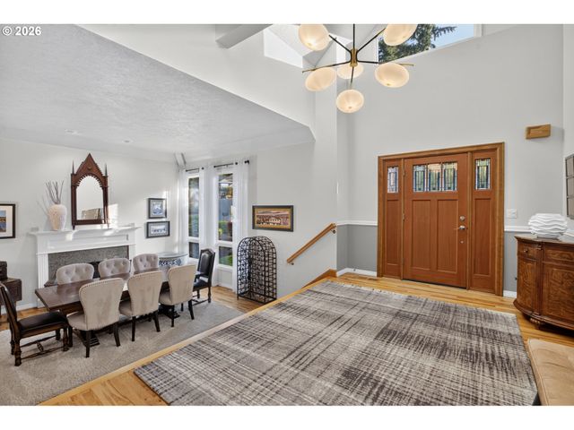 21370 HORTON Ct, West Linn, OR 97068