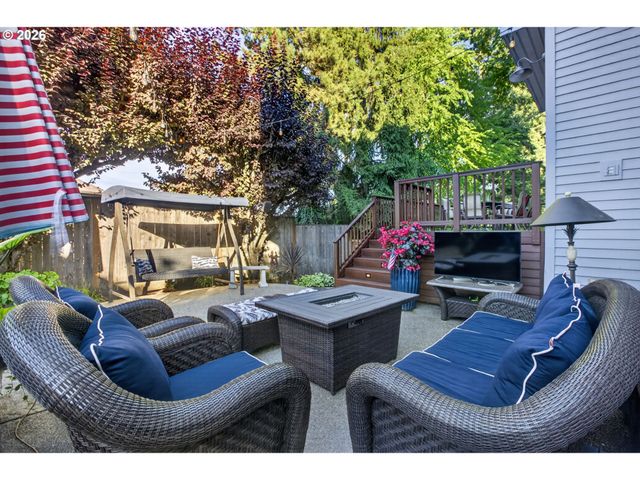 21370 HORTON Ct, West Linn, OR 97068