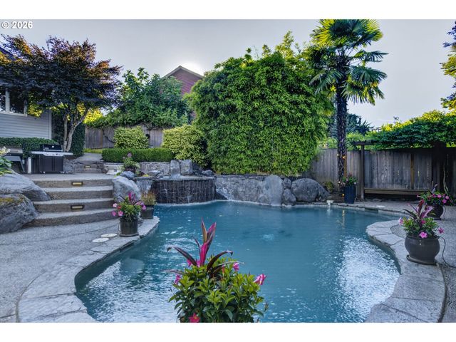 21370 HORTON Ct, West Linn, OR 97068