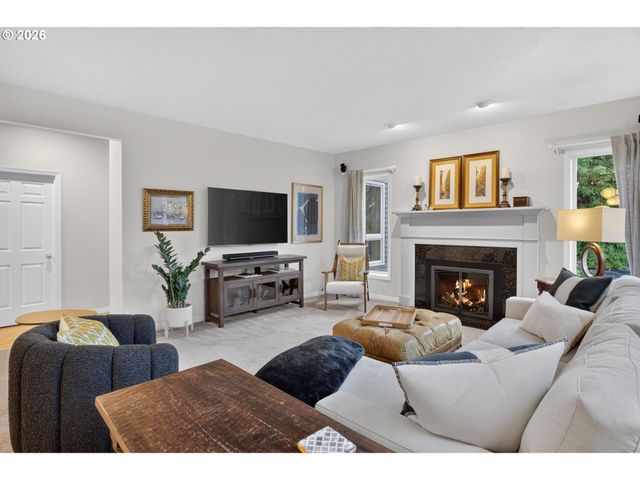 21370 HORTON Ct, West Linn, OR 97068