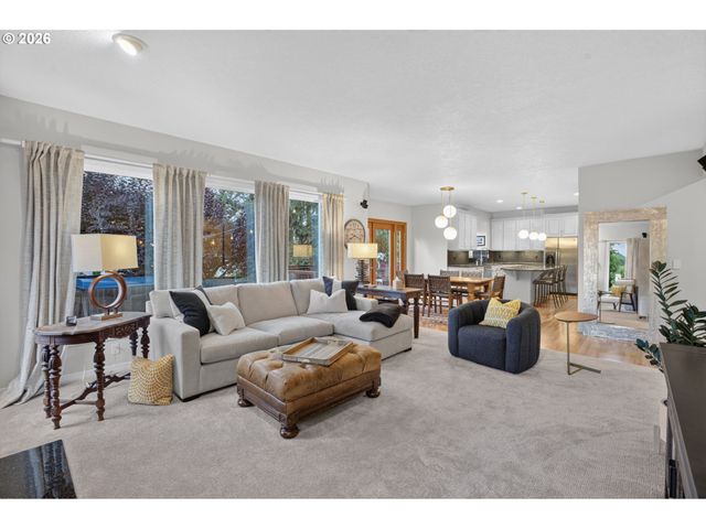 21370 HORTON Ct, West Linn, OR 97068
