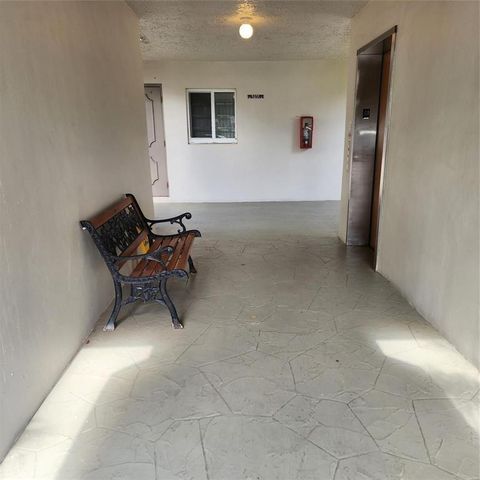 9311 Orange Grove Drive 114, Davie, FL 33324