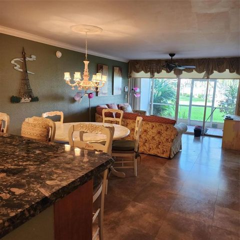 9311 Orange Grove Drive 114, Davie, FL 33324