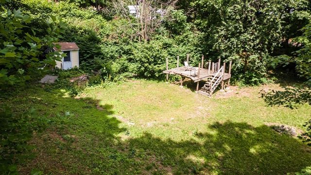 148 Pond St, Leominster, MA 01453