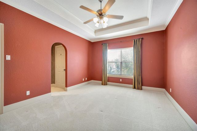 604 Harborside Way, Kemah, TX 77565