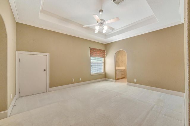 604 Harborside Way, Kemah, TX 77565