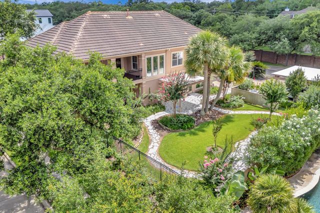 604 Harborside Way, Kemah, TX 77565