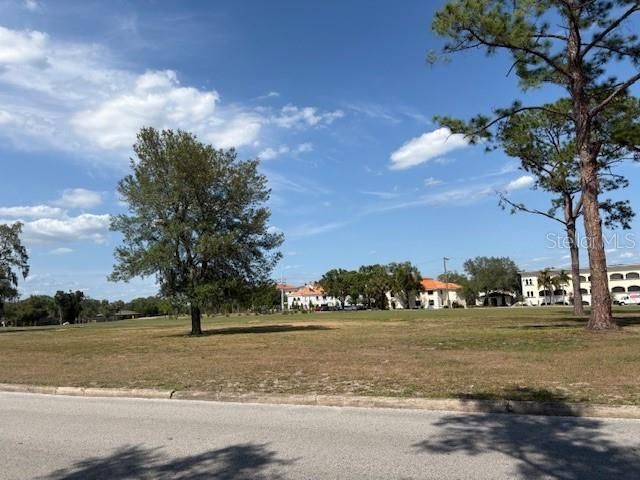 112 N LOCKMOOR AVENUE, Temple Terrace, FL 33617