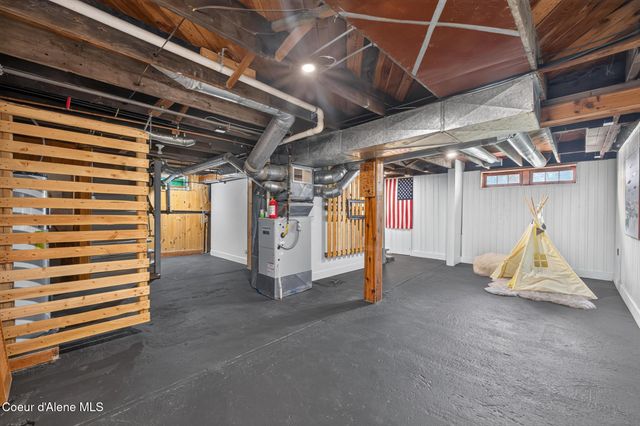 2103 E MULLAN AVE, Coeur D'alene, ID 83814