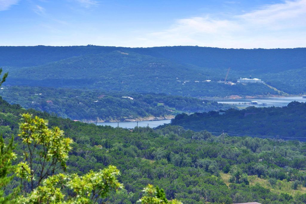 10710 Deer Canyon RD, Jonestown, TX 78645