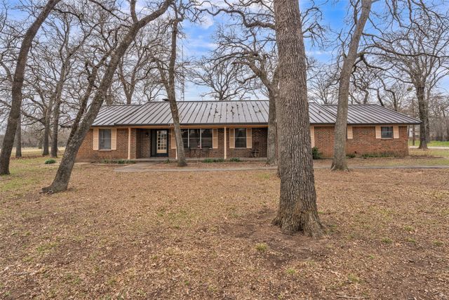 5400 County Road 402, Grandview, TX 76050
