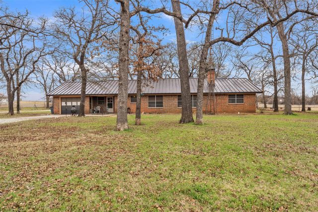 5400 County Road 402, Grandview, TX 76050