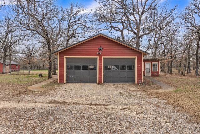 5400 County Road 402, Grandview, TX 76050