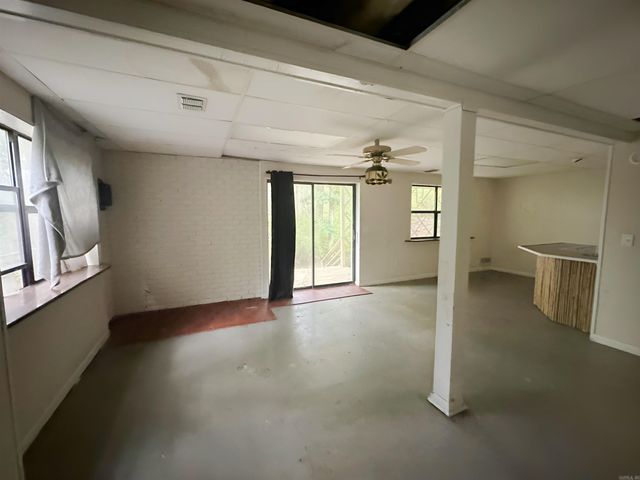 1 Neda Circle, Hot Springs Village, AR 71909