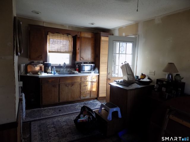 149 South Riverside Avenue, Plymouth, CT 06781