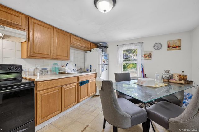 13 Saint Lukes Place, Beacon, NY 12508