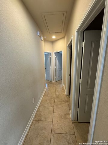 1530 Eagle Gln, San Antonio, TX 78260