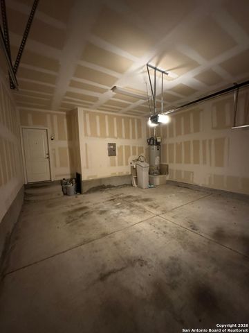 1530 Eagle Gln, San Antonio, TX 78260