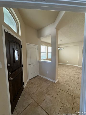 1530 Eagle Gln, San Antonio, TX 78260