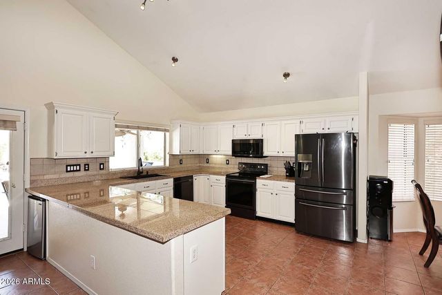 2740 E BROOKWOOD Court, Phoenix, AZ 85048