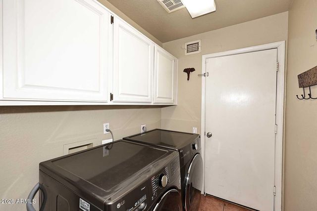 2740 E BROOKWOOD Court, Phoenix, AZ 85048