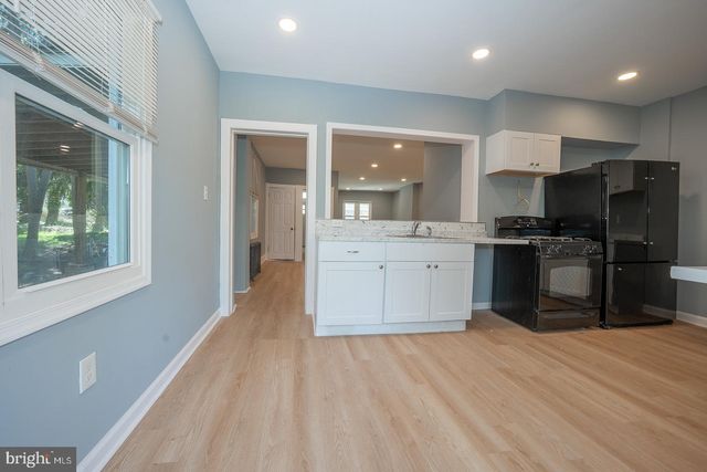 732 BUCK LN, Haverford, PA 19041