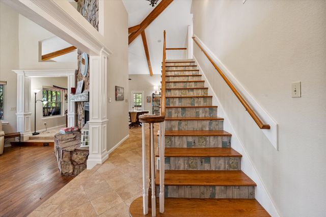 195 Highview, Streetman, TX 75859