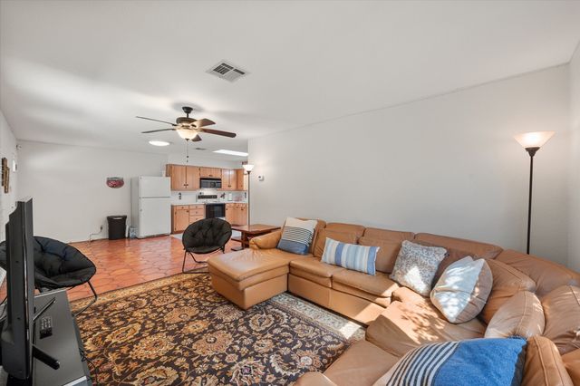 195 Highview, Streetman, TX 75859