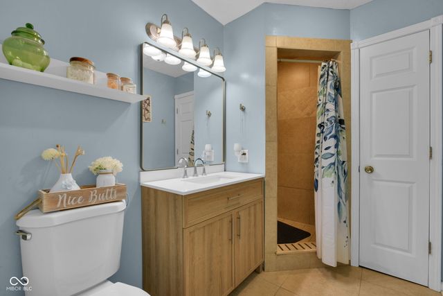 7722 Long Branch Drive, Indianapolis, IN 46259