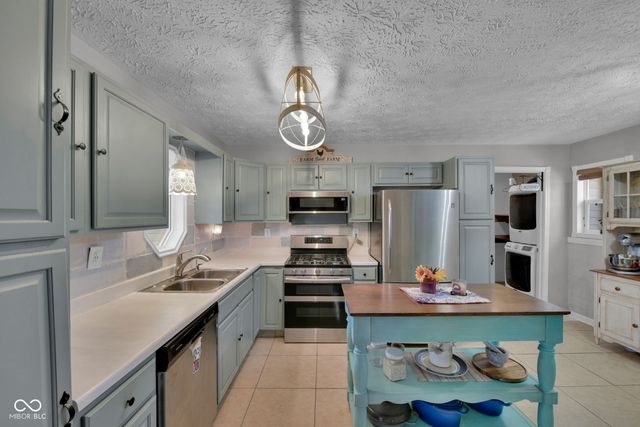 7722 Long Branch Drive, Indianapolis, IN 46259