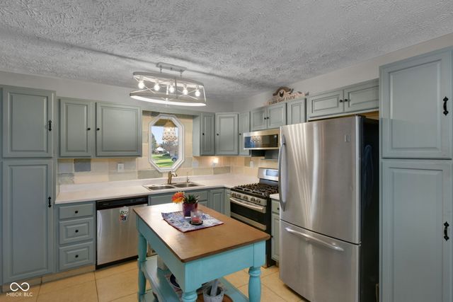 7722 Long Branch Drive, Indianapolis, IN 46259